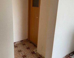 Apartament 3 camere decomandate, 2 bai, zona Calvaria