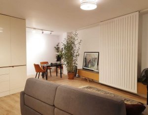 Oferta top, zona centrala, apartament spatios, luminos, cu terasa si parcare