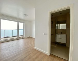 Apartament 3 camere, 72mp ultrafinisat, terasa 17 mp, 2 bai,  zona Calea Turzii 