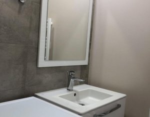 Apartament cu 3 camere in Centru, bloc nou, zona NTT Data