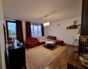 Apartament cu 3 camere, confort lux, la intrare in Borhanci