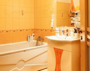 Apartament 3 camere, situat in Floresti, zona Somesului