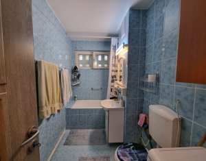 Appartement 3 chambres à vendre dans Cluj-napoca, zone Manastur