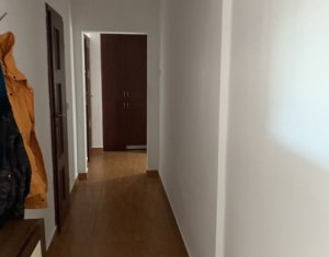 Ocazie foarte rara! Apartament cu 4 camere, 2 bai, balcon, in Cipariu