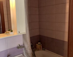 Ocazie foarte rara! Apartament cu 4 camere, 2 bai, balcon, in Cipariu