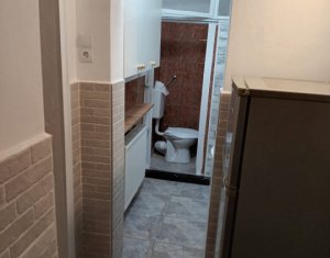 Investitie! Apartament zona centrala, cu centrala proprie si parcare!