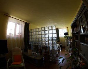 Appartement 3 chambres à vendre dans Cluj-napoca, zone Centru