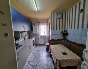 Apartament cu 4 camere decomandate in Zorilor, zona Piata Zorilor