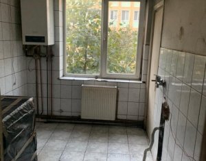 Apartament, 3 camere, str. Horea, zona Facultatii de Litere