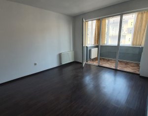 Apartament cu doua camere, etaj intermediar, Floresti, strada Porii