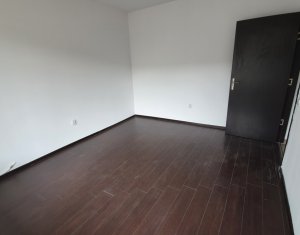 Apartament cu doua camere, etaj intermediar, Floresti, strada Porii