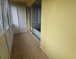 Apartament cu doua camere, etaj intermediar, Floresti, strada Porii