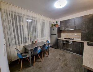 Appartement 4 chambres à vendre dans Cluj-napoca, zone Dambul Rotund