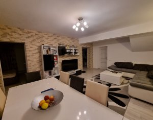 Appartement 4 chambres à vendre dans Cluj-napoca, zone Dambul Rotund