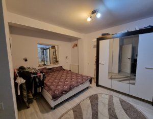 Apartment 4 rooms for sale in Cluj-napoca, zone Dambul Rotund