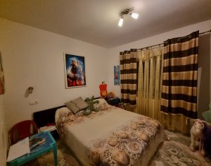 Apartment 4 rooms for sale in Cluj-napoca, zone Dambul Rotund