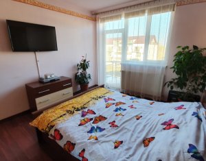 Apartament cu 3 camere, strada Tineretului, complex privat