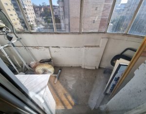 Apartement cu 3 camere decomandate (75m) in Marasti, zona Dorobantilor