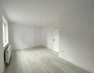 Appartement 3 chambres à vendre dans Floresti