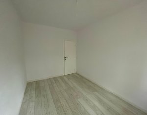 Appartement 3 chambres à vendre dans Floresti