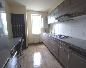 Apartament 3 camere, decomandat, Gheorgheni zona hotel Royal, etaj 3/4