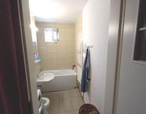 Apartament 3 camere, decomandat, Gheorgheni zona hotel Royal, etaj 3/4