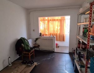 Apartament 3 camere, decomandat, Marasti, etaj intermediar, 72 mp