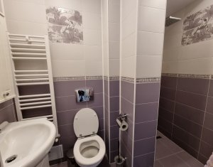 Apartament cu 4 camere decomandat, ultrafinisat, zona Piata Flora