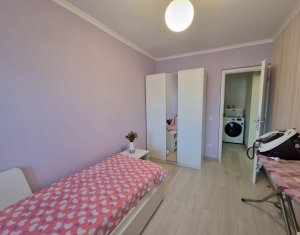 Apartament cu 4 camere decomandat, ultrafinisat, zona Piata Flora