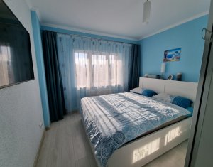 Apartament cu 4 camere decomandat, ultrafinisat, zona Piata Flora