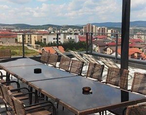 Apartament cu 2 camere si curte proprie in zona Rompetrol, Calea Turzii