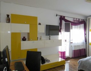 Zona UMF - vanzare apartament finisat modern cu 2 camere decomandate, Zorilor