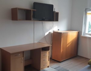 Apartament o camera de vanzare in Centru, langa The Office