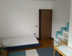 Apartment 4 rooms for sale in Cluj-napoca, zone Manastur