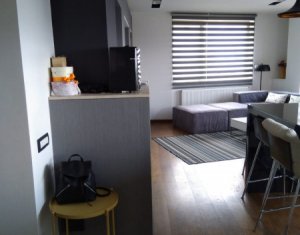 Appartement 4 chambres à vendre dans Cluj-napoca, zone Manastur