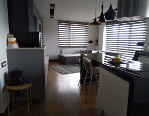 Appartement 4 chambres à vendre dans Cluj-napoca, zone Manastur