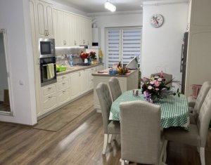 Apartament modern 3 camere, 70 mp,  2 balcoane, garaj, zona Calea Turzii