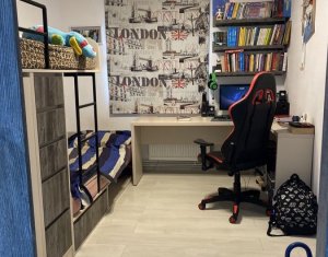 Apartament 3 camere, Manastur, zona Piata Flora