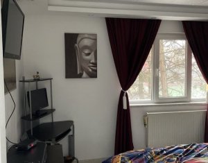 Apartament 3 camere, Manastur, zona Piata Flora