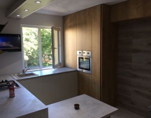 Apartament 3 camere, Manastur, zona Piata Flora