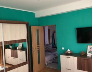 Apartament 3 camere, cu gradina 90 mp, in Floresti, zona Stadionului