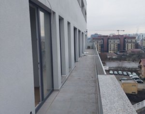 Apartament 3 camere, zona Intre Lacuri