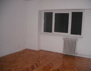 Apartament 3 camere, decomandat, zona Marasti