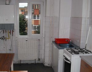 Apartament 3 camere, decomandat, zona Marasti