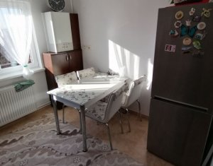 Apartament 2 camere decomandate, zona Colina