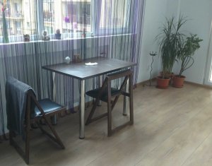 Apartament cu doua camere, strada Porii, zona Multiserv Animalia