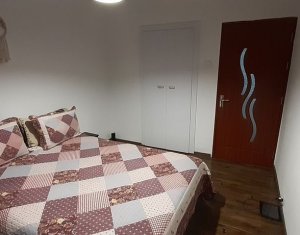 Apartament finisat, 3 camere, etaj 1, zona Plopilor