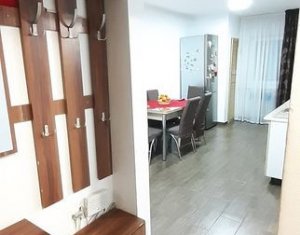 Apartament finisat, 3 camere, etaj 1, zona Plopilor