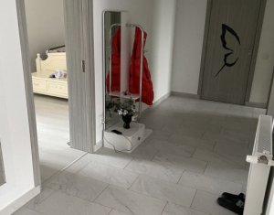 Apartament in casa, 80mp, zona Gruia