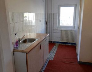 Apartament 4 camere, decomandat, etaj intermediar, Manastur, VIVO